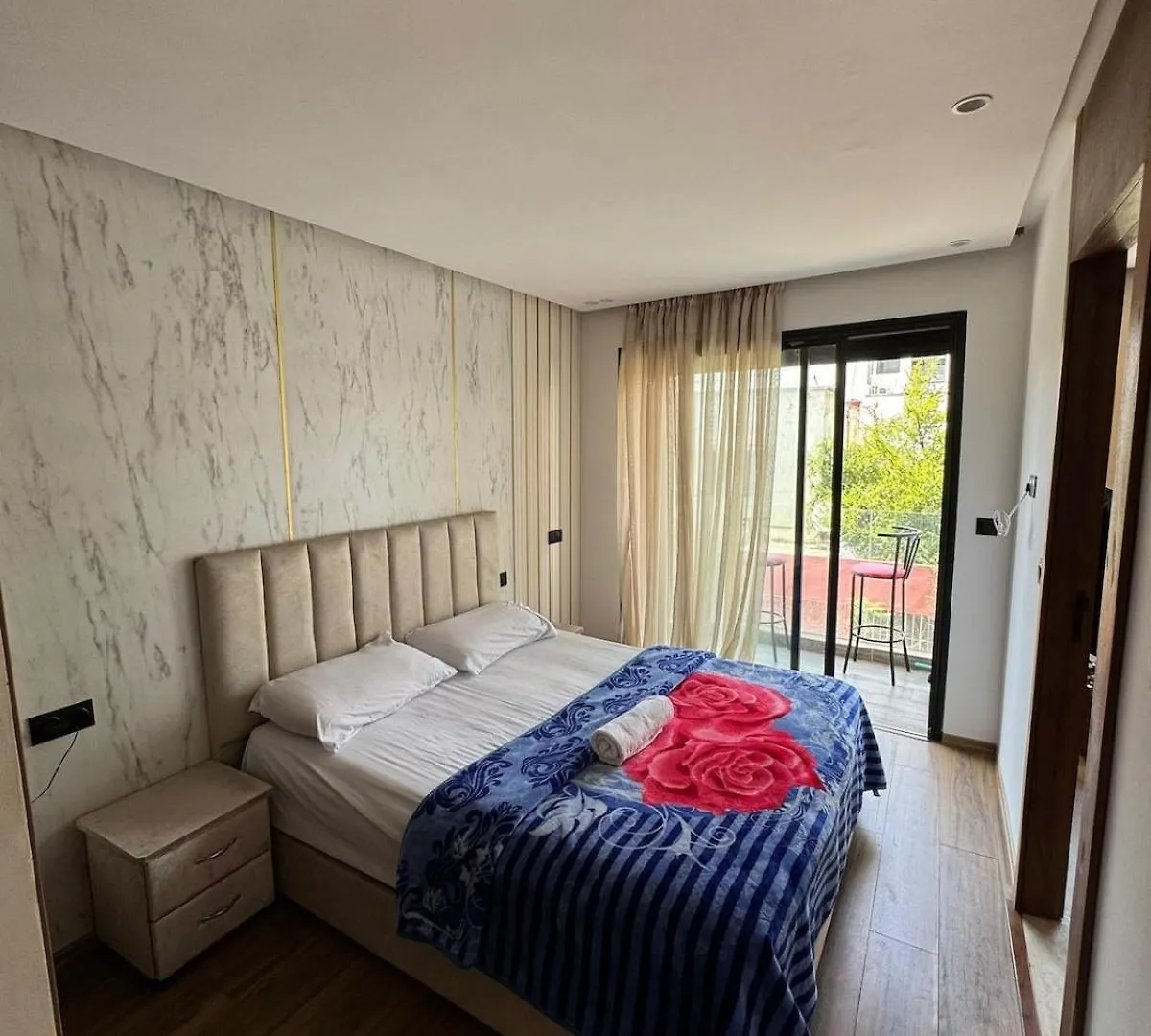 luxurious apartment Casa 32 Касабланка